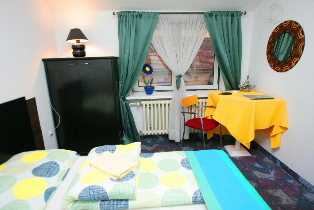 Hostel 021 Novi Sad Quarto foto